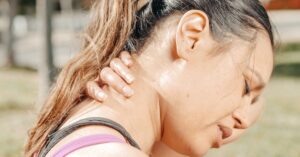 discover effective solutions and insights for managing neck pain. explore causes, treatments, and prevention tips to enhance your well-being and improve your quality of life.