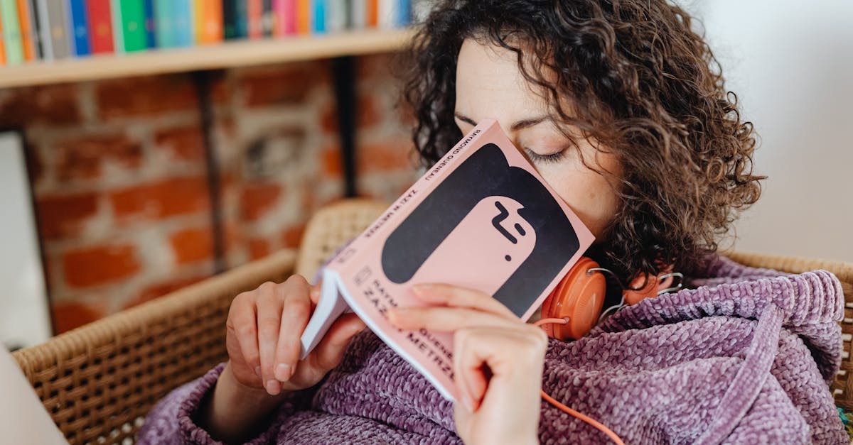 discover the benefits of a digital detox: reconnect with yourself, enhance your mental well-being, and embrace a healthier lifestyle by unplugging from screens and technology. start your journey towards mindfulness and balance today!