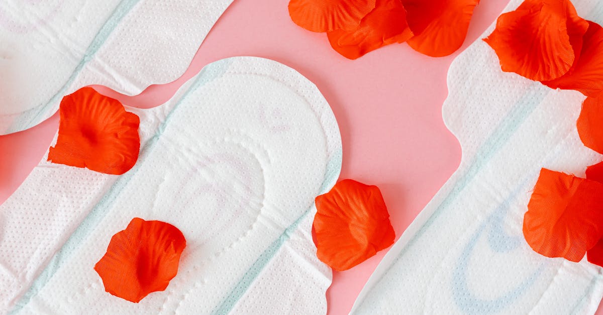 découvrez des stratégies efficaces pour gérer les migraines menstruelles, explorez leurs causes et découvrez les options de traitement pour soulager la douleur et améliorer votre qualité de vie pendant votre cycle menstruel.