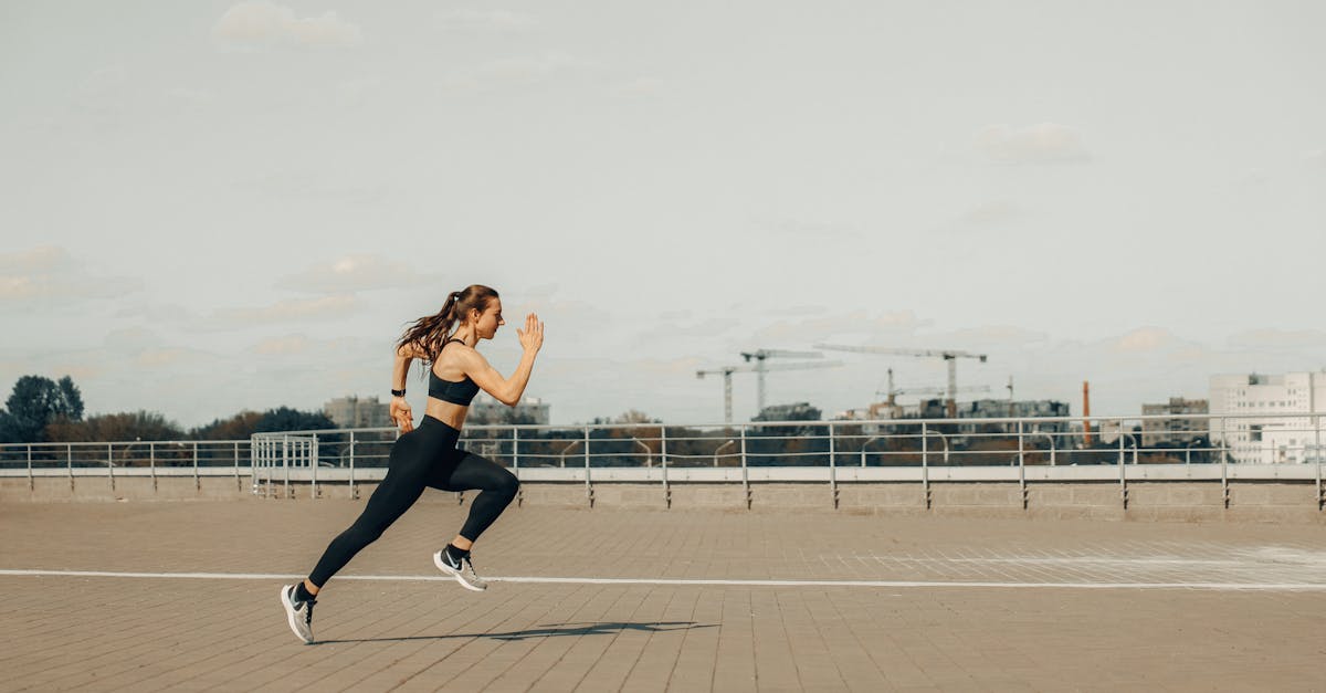 découvrez des exercices efficaces de la coiffe des rotateurs conçus pour renforcer et stabiliser votre épaule. améliorez votre mobilité, prévenez les blessures et améliorez vos performances sportives grâce à notre guide complet d'entraînements ciblés.