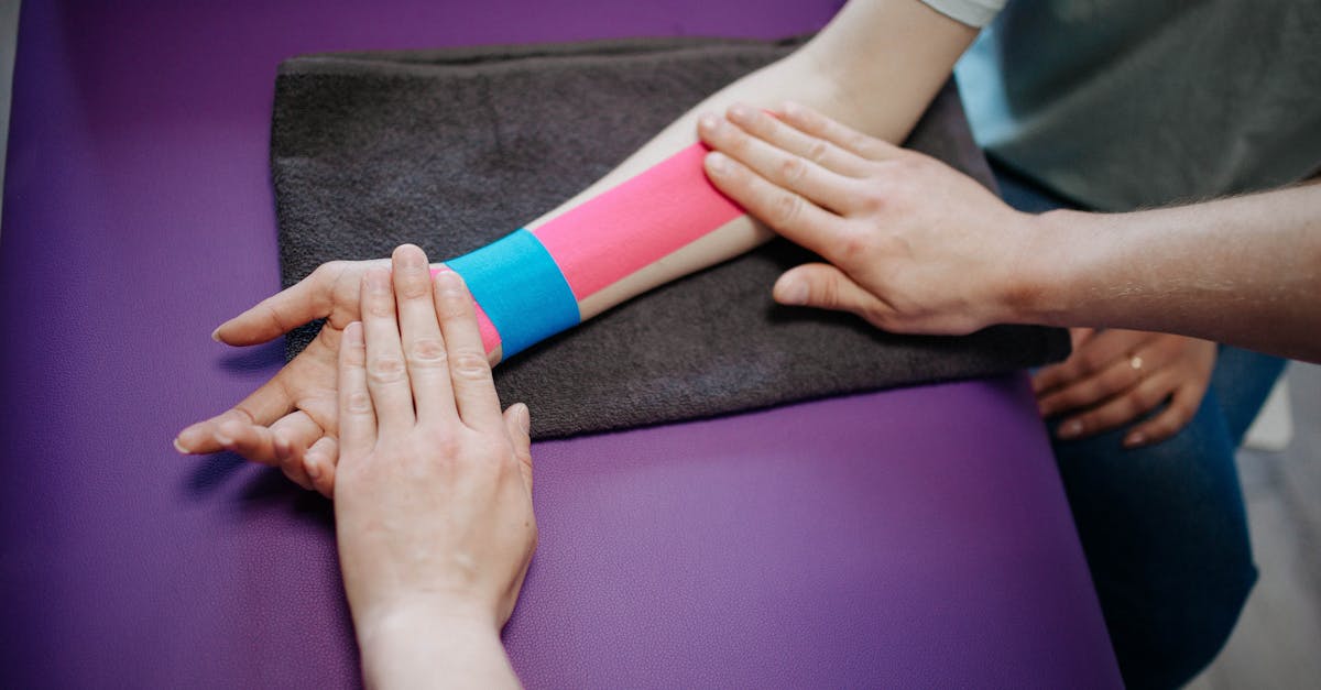 discover effective solutions and treatments for arm pain. learn about causes, symptoms, and expert advice to alleviate discomfort and improve mobility. get the support you need for a pain-free lifestyle.