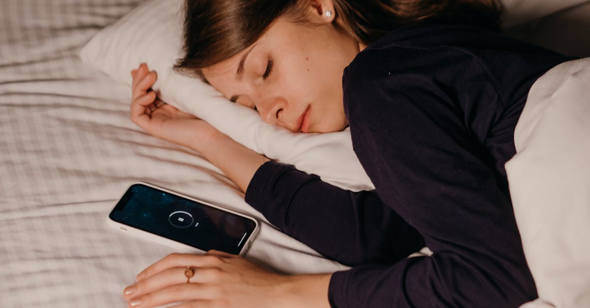 discover the best sleep positions for a restful night's sleep. explore how different sleeping postures can enhance comfort, reduce pain, and improve overall health.