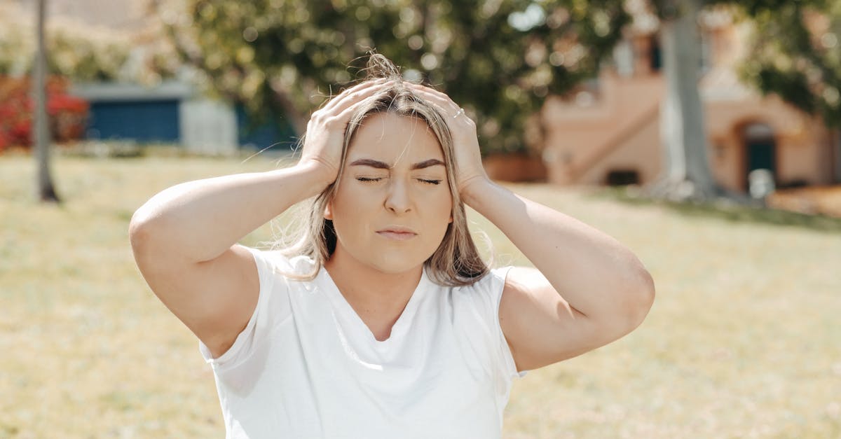 discover effective strategies for understanding and managing migraines. explore causes, symptoms, and treatments to find relief from this debilitating condition.
