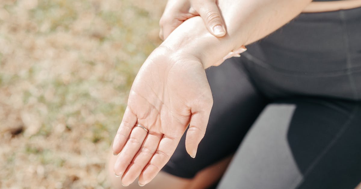 discover effective neck pain exercises designed to relieve discomfort and improve mobility. enhance your well-being with simple stretches and strengthening techniques that target neck tension and promote a healthier spine. perfect for all fitness levels.