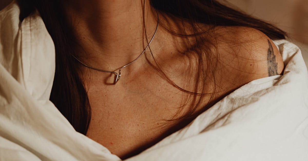 discover effective ways to manage and relieve neck spasms. learn about the causes, symptoms, and treatment options to enhance your neck health and improve mobility.