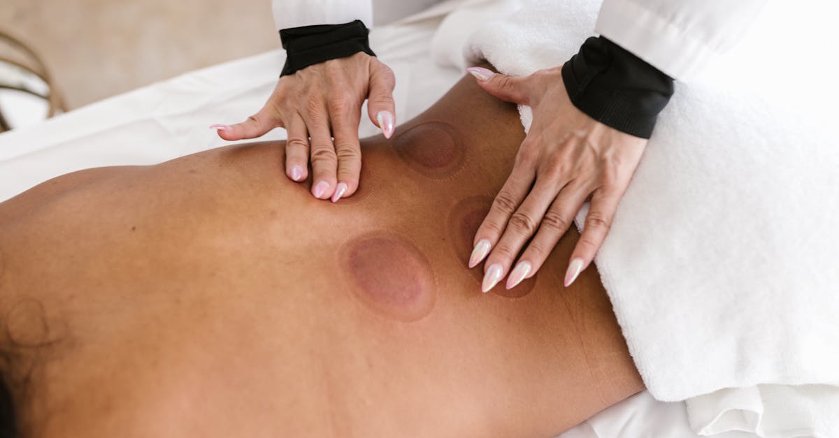 find effective solutions for upper back pain relief with our expert tips and techniques. discover stretches, exercises, and remedies to alleviate discomfort and improve your posture for a healthier, pain-free lifestyle.