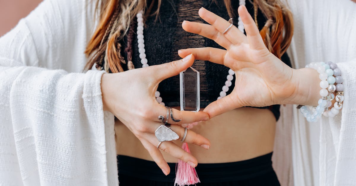 discover the connection between aura and migraines. learn about symptoms, triggers, and effective management strategies to help alleviate your discomfort and improve your quality of life.
