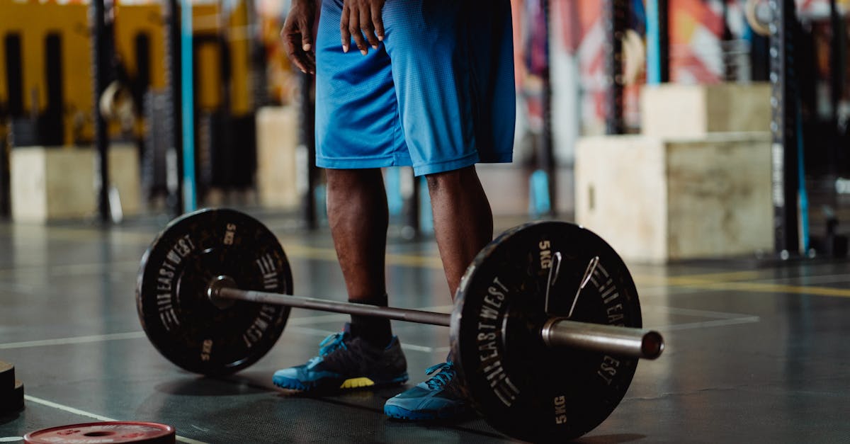 discover effective lifting techniques that enhance your strength training and reduce the risk of injury. learn proper form and tips for safe lifting to maximize your workout efficiency.