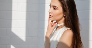 discover the importance of maintaining proper posture for overall health and well-being. learn tips and techniques to improve your posture in daily activities and enhance your comfort.